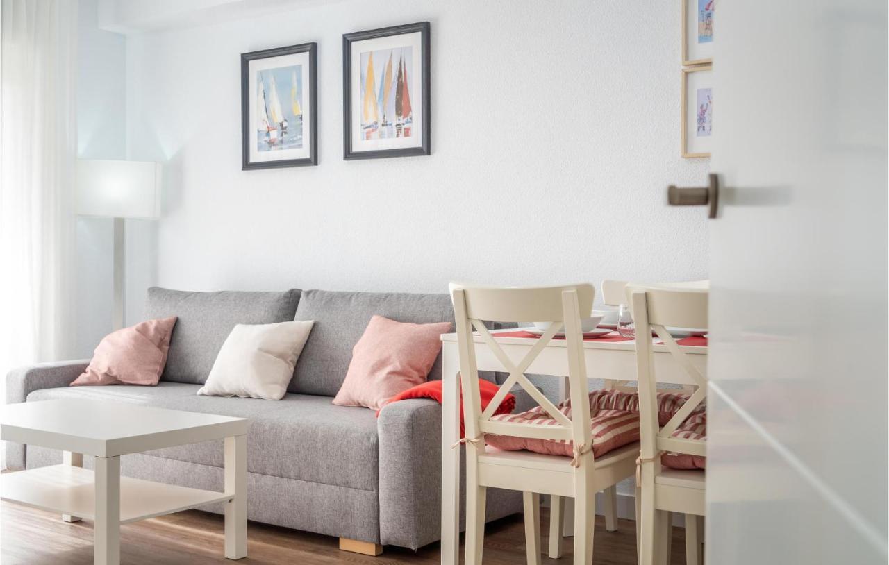 Appartement Awesome In With Kitchen Benidorm