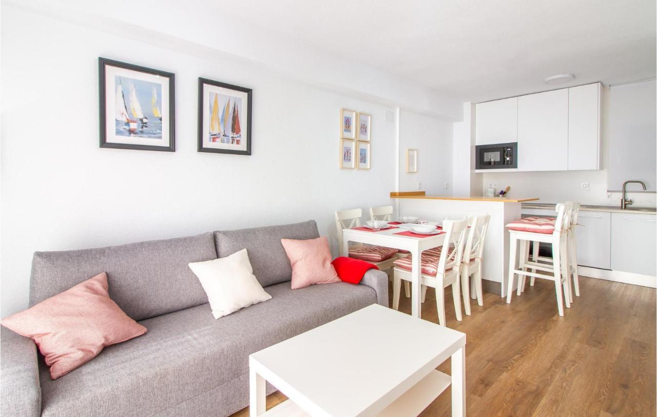 Awesome In With Kitchen Appartement *